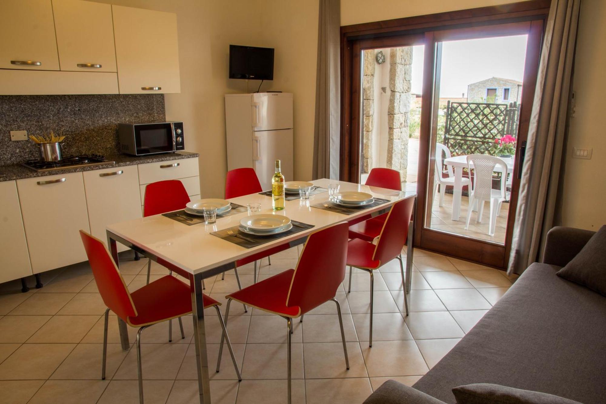 Gf Apartments La Vigna Badesi Exterior foto