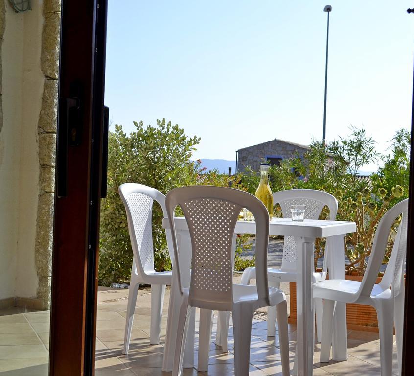 Gf Apartments La Vigna Badesi Habitación foto