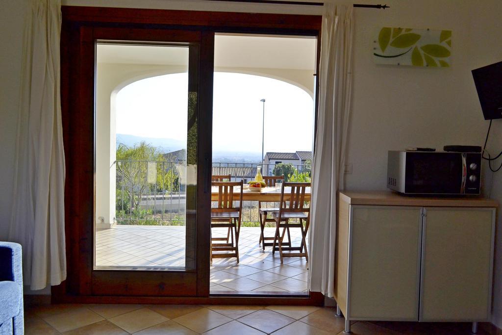 Gf Apartments La Vigna Badesi Habitación foto