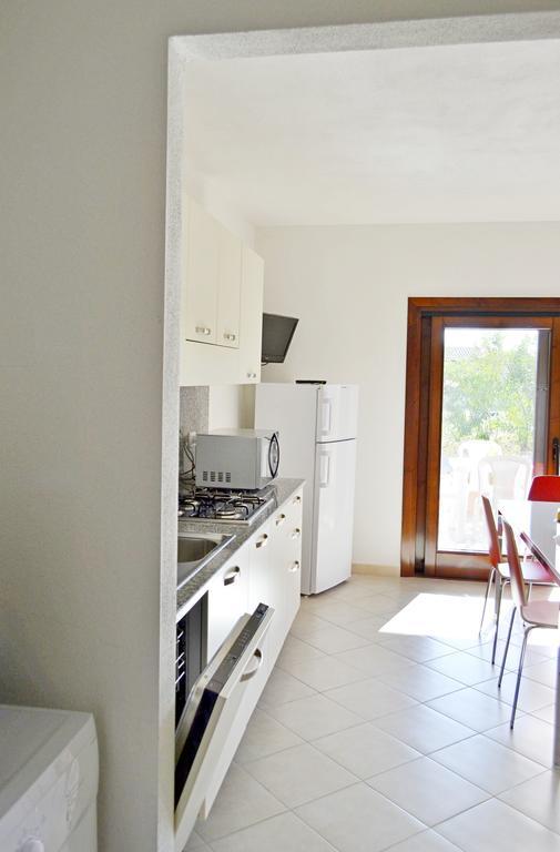 Gf Apartments La Vigna Badesi Habitación foto